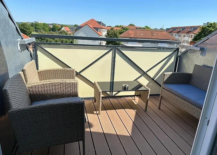 Gemütliche Neurenovierte Dachgeschosswohnung * Erfurt