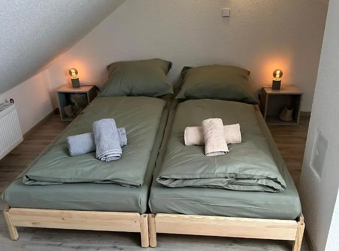 Gemütliche Neurenovierte Dachgeschosswohnung *